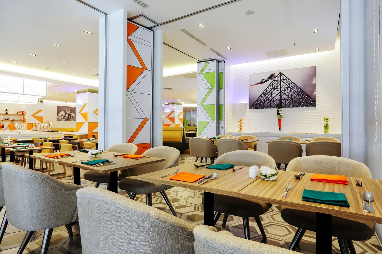 Harris Hotel And Conventions Kelapa Gading Джакарта Екстер'єр фото