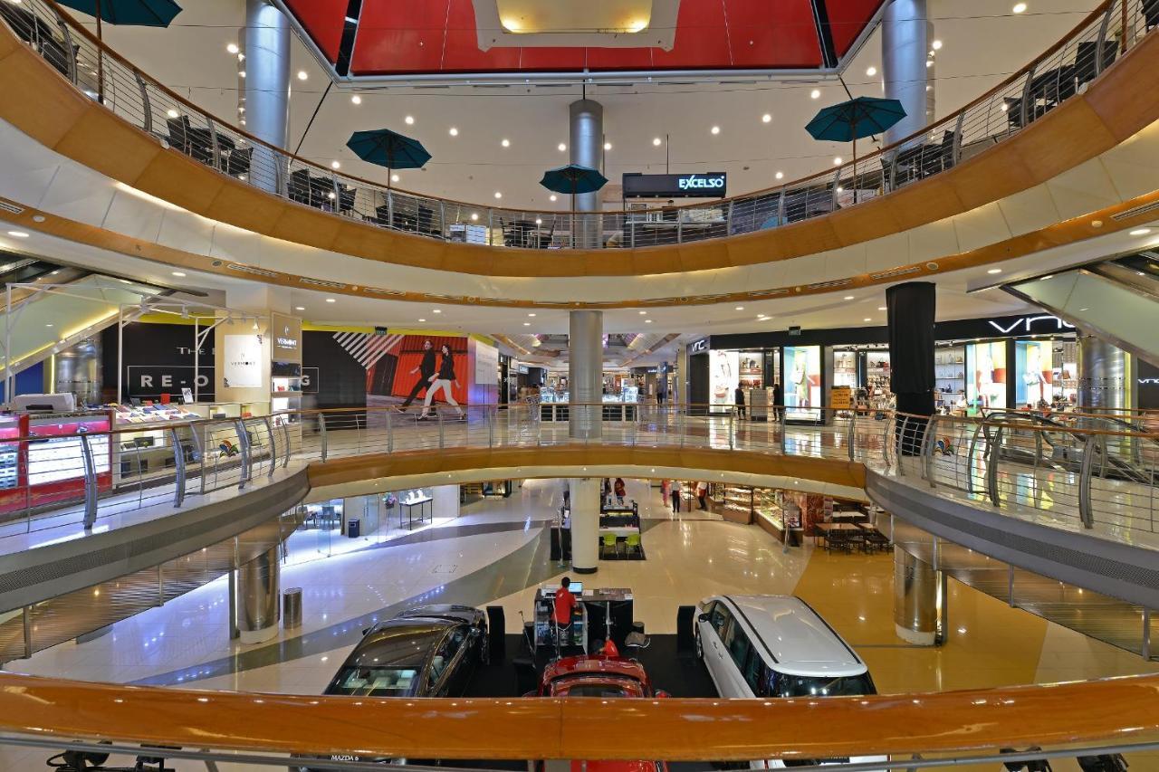 Harris Hotel And Conventions Kelapa Gading Джакарта Екстер'єр фото
